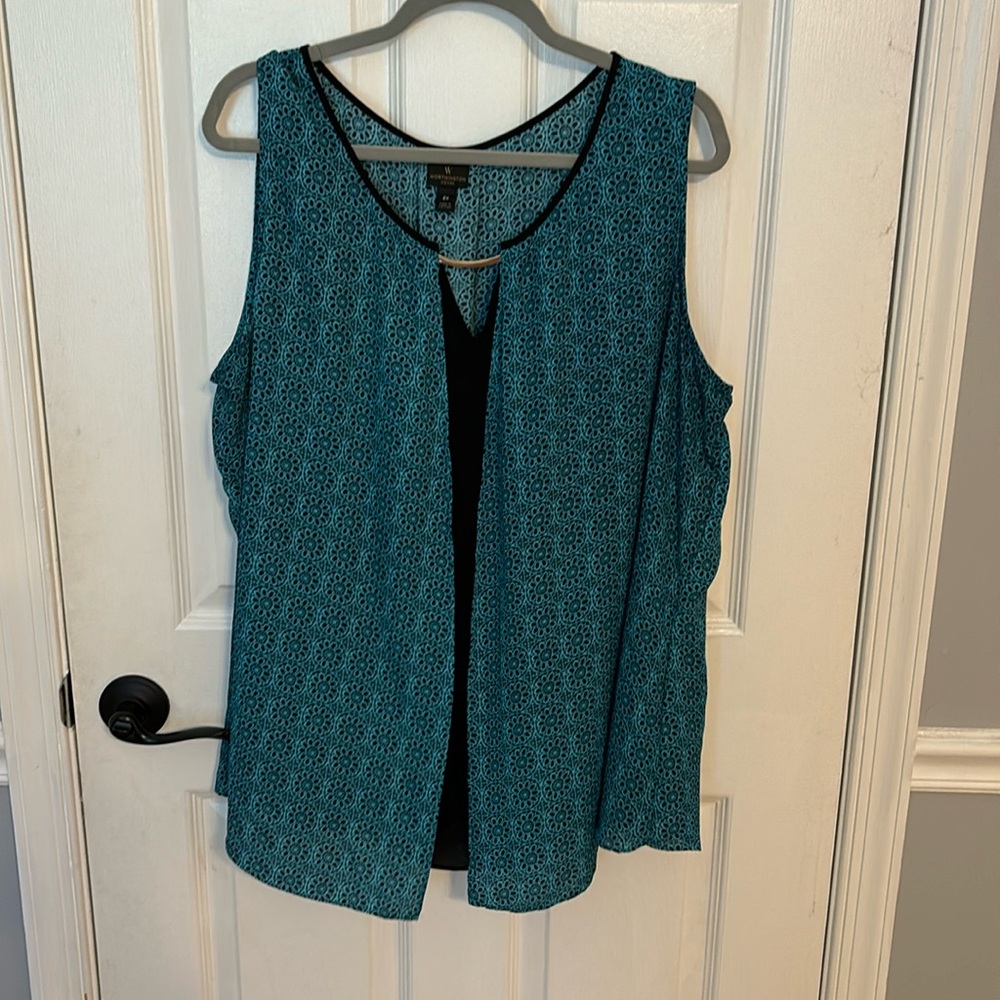 Sleeveless blouse 2X